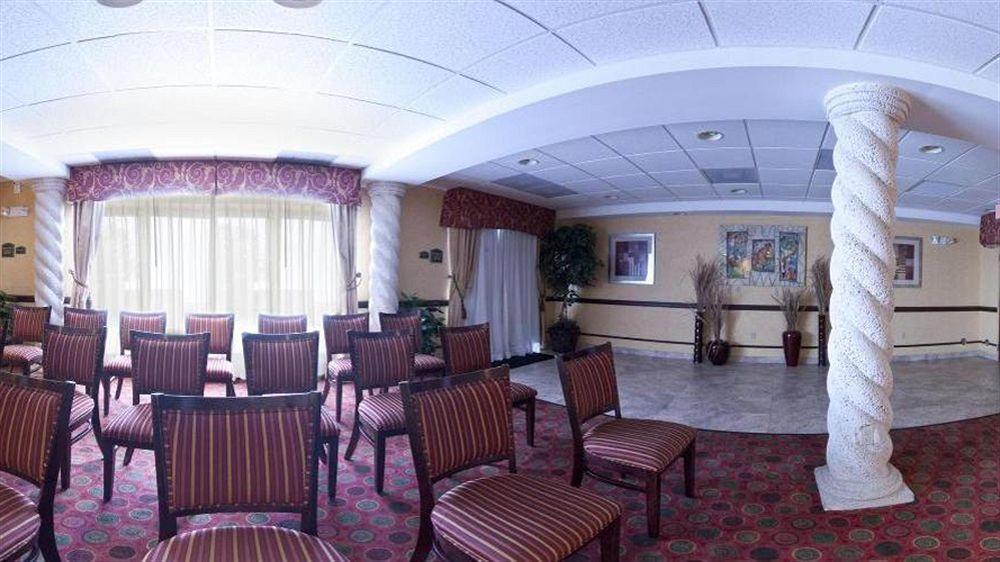 Holiday Inn Express Hotel & Suites Clewiston By Ihg Exterior foto
