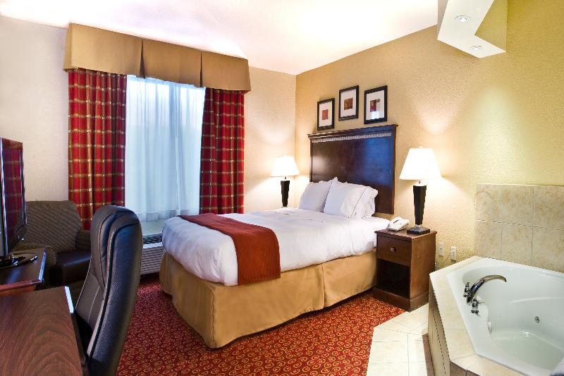 Holiday Inn Express Hotel & Suites Clewiston By Ihg Exterior foto