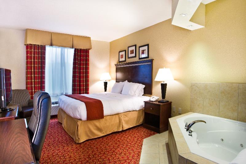 Holiday Inn Express Hotel & Suites Clewiston By Ihg Exterior foto